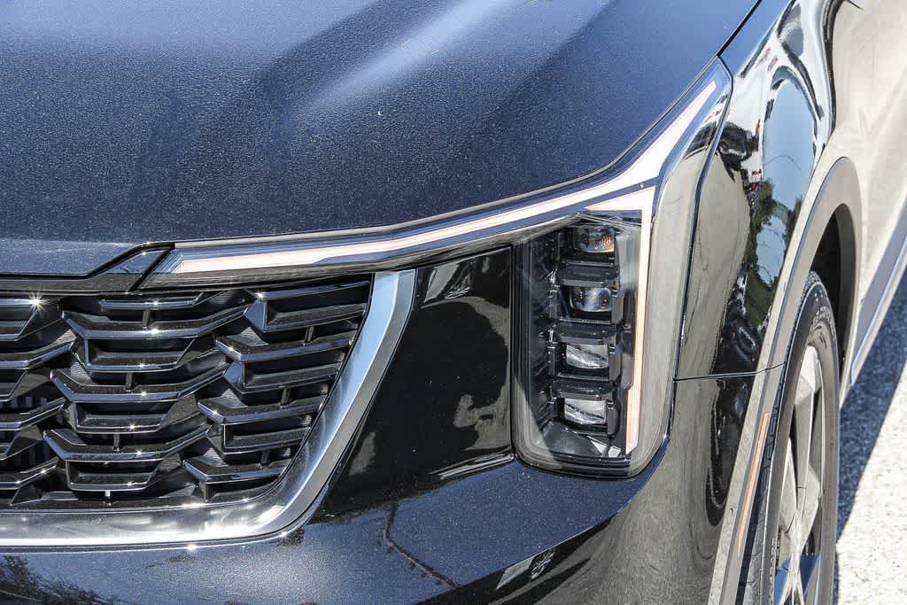 Thumbnail: 2025 Kia Sorento - 7