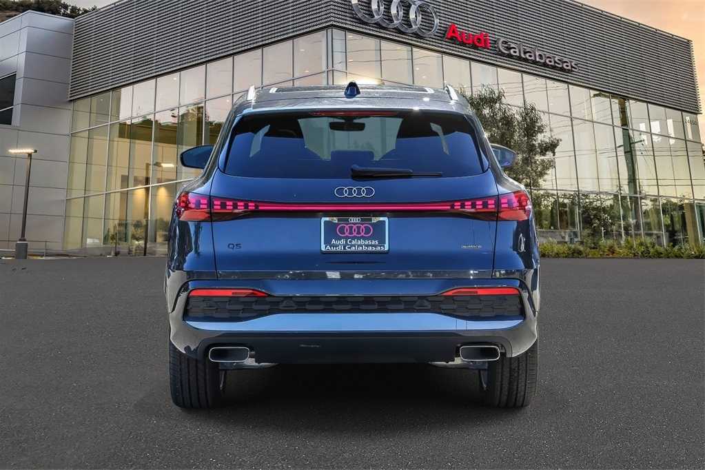 Thumbnail: 2025 Audi Q5 - 3