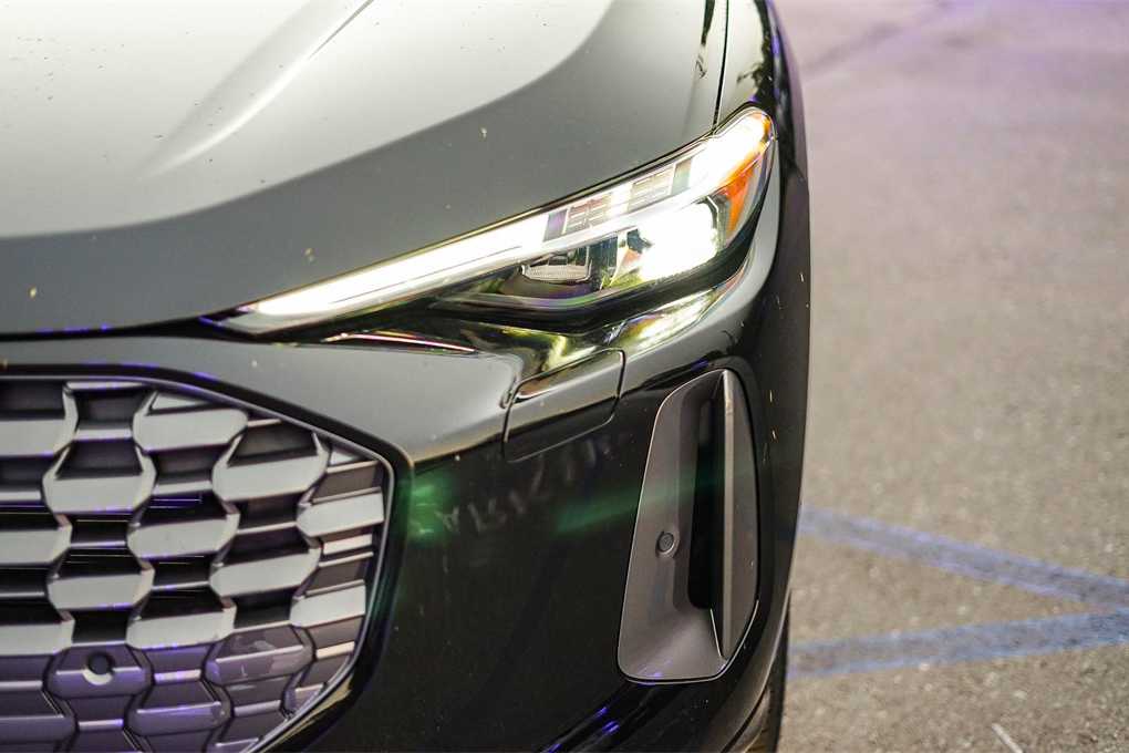 Thumbnail: 2025 Audi Q5 - 7