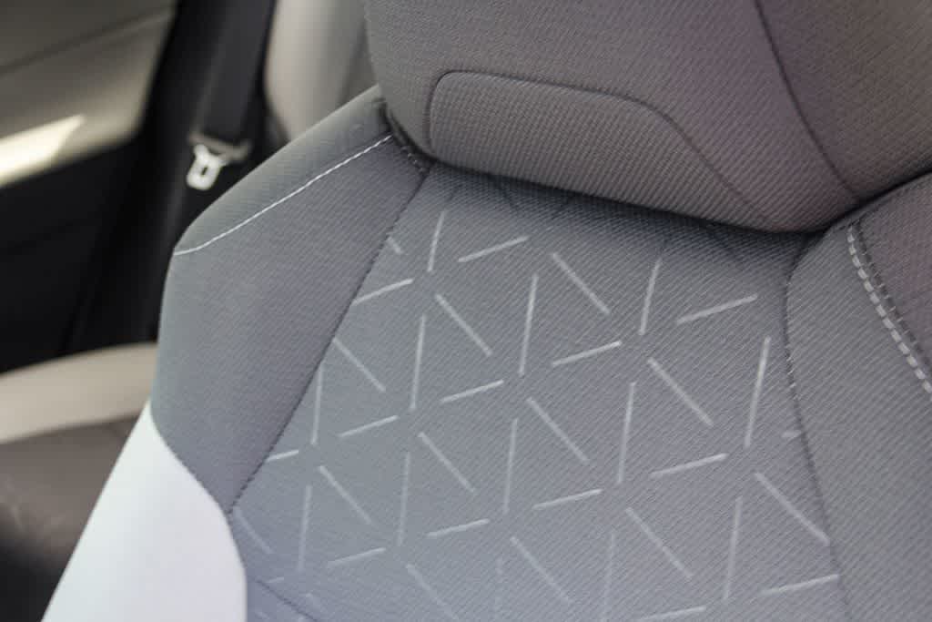 Thumbnail: 2024 Toyota RAV4 - 25