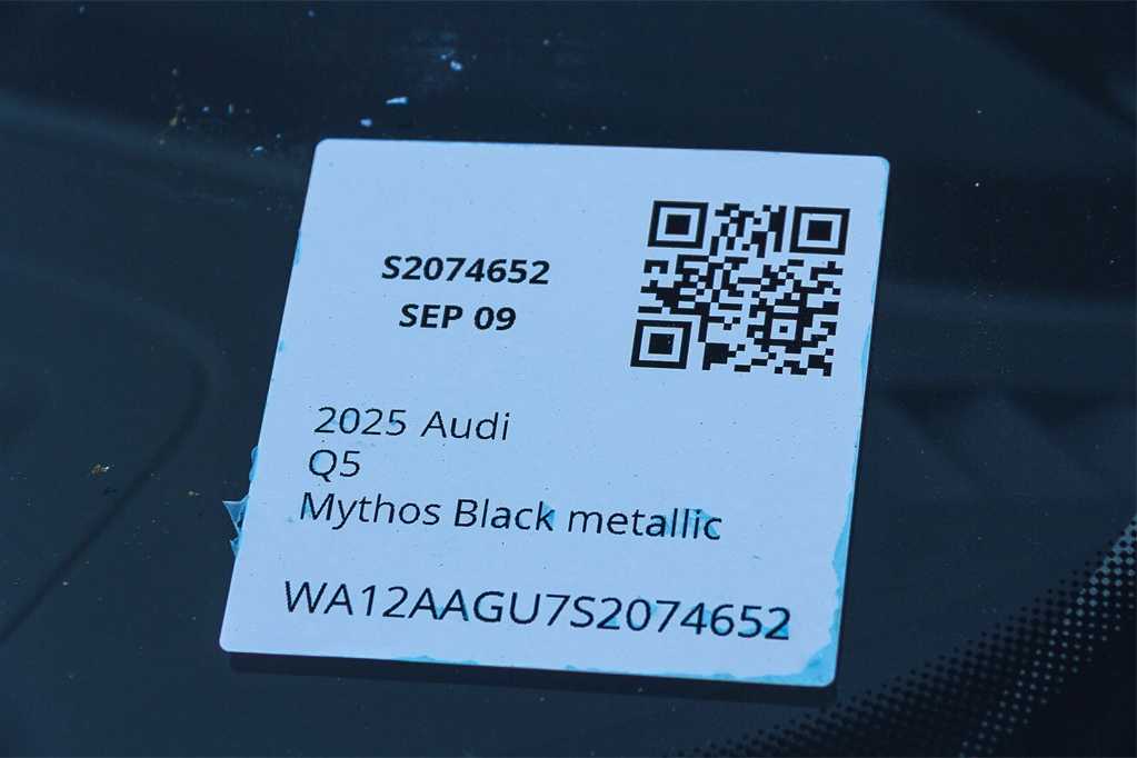 Thumbnail: 2025 Audi Q5 - 28