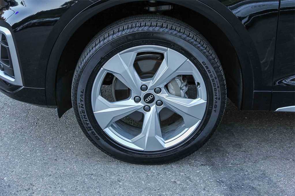 Thumbnail: 2022 Audi Q5 - 9