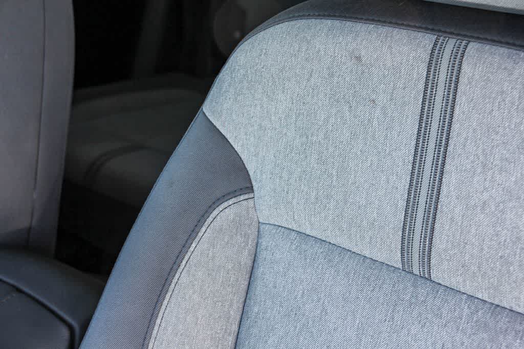 Thumbnail: 2022 Chevrolet Blazer - 24