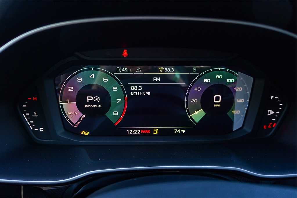 Thumbnail: 2025 Audi Q3 - 26