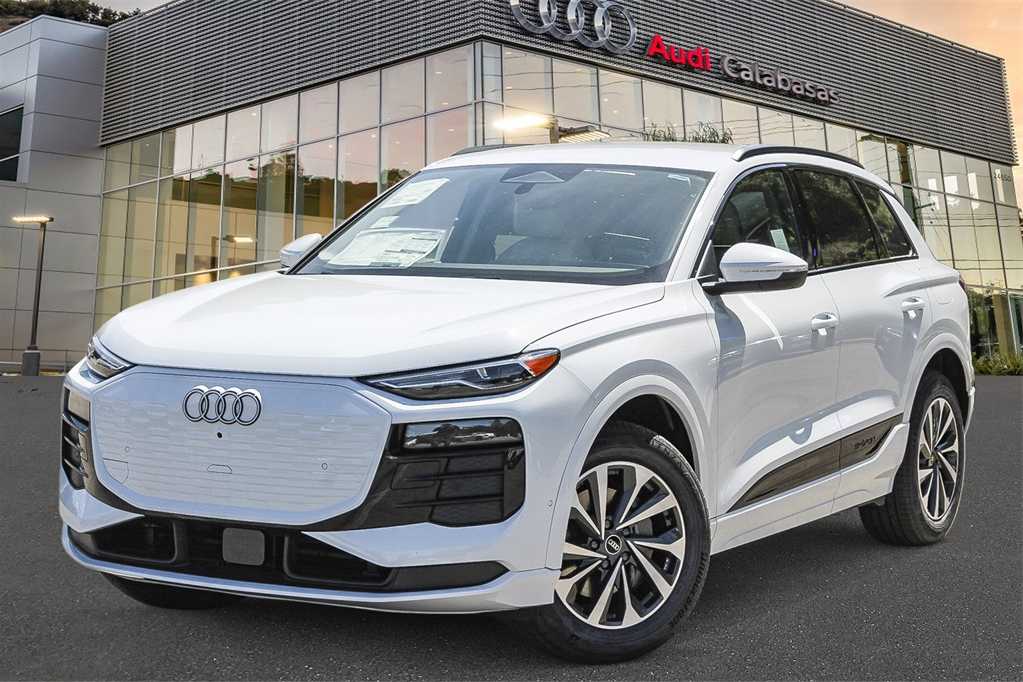 2025 Audi Q6 e-tron Premium -
                  Calabasas, CA