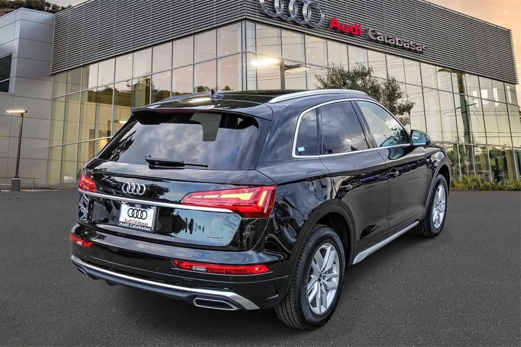 Thumbnail: 2023 Audi Q5 - 5