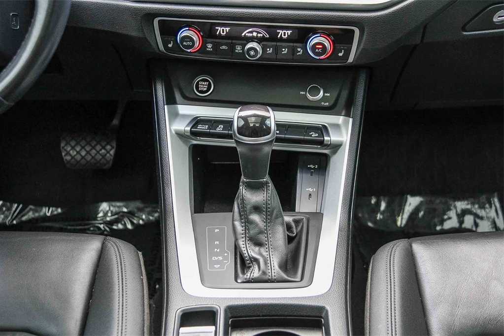 Thumbnail: 2022 Audi Q3 - 14