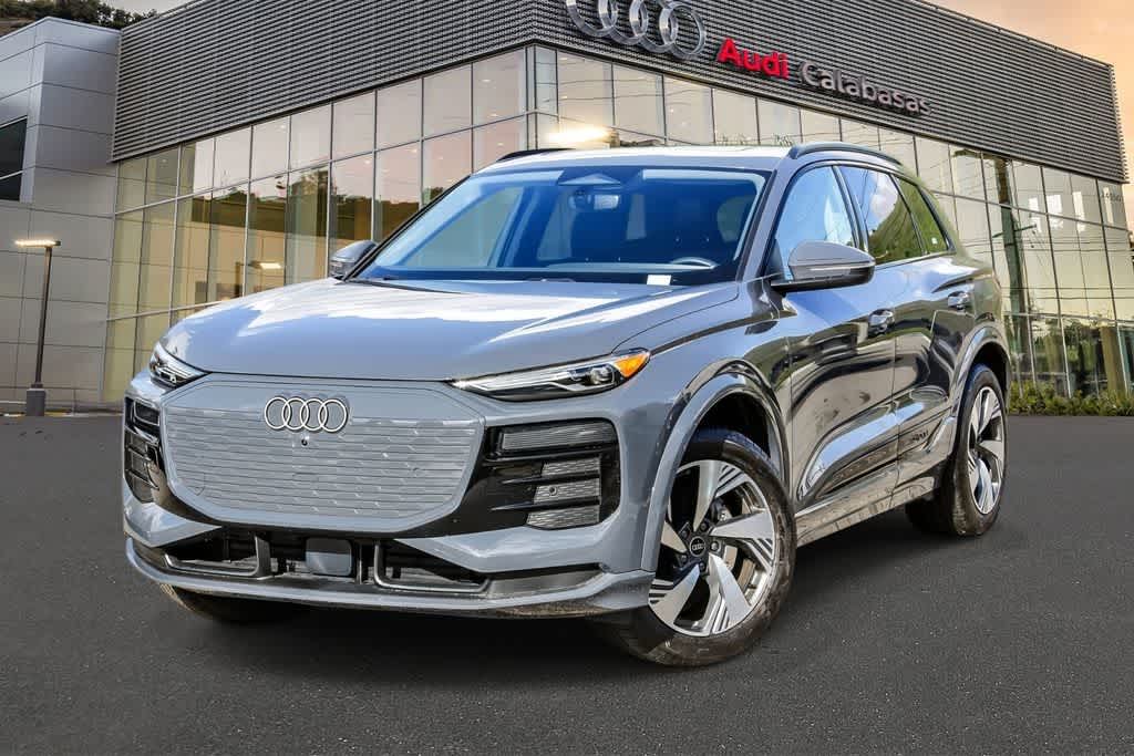 2025 Audi Q6 e-tron Premium -
                  Calabasas, CA