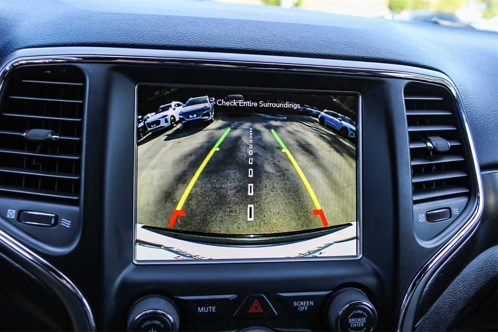 Thumbnail: 2018 Jeep Grand Cherokee - 23