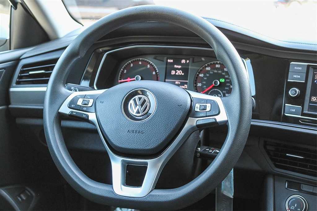 Thumbnail: 2019 Volkswagen Jetta - 15