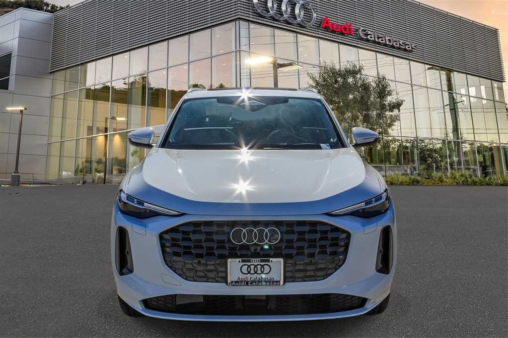 Thumbnail: 2025 Audi Q5 - 6