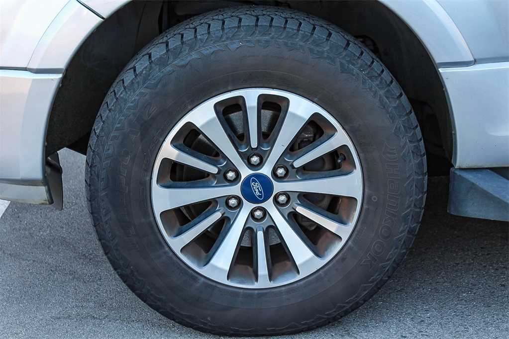 Thumbnail: 2015 Ford Expedition - 10