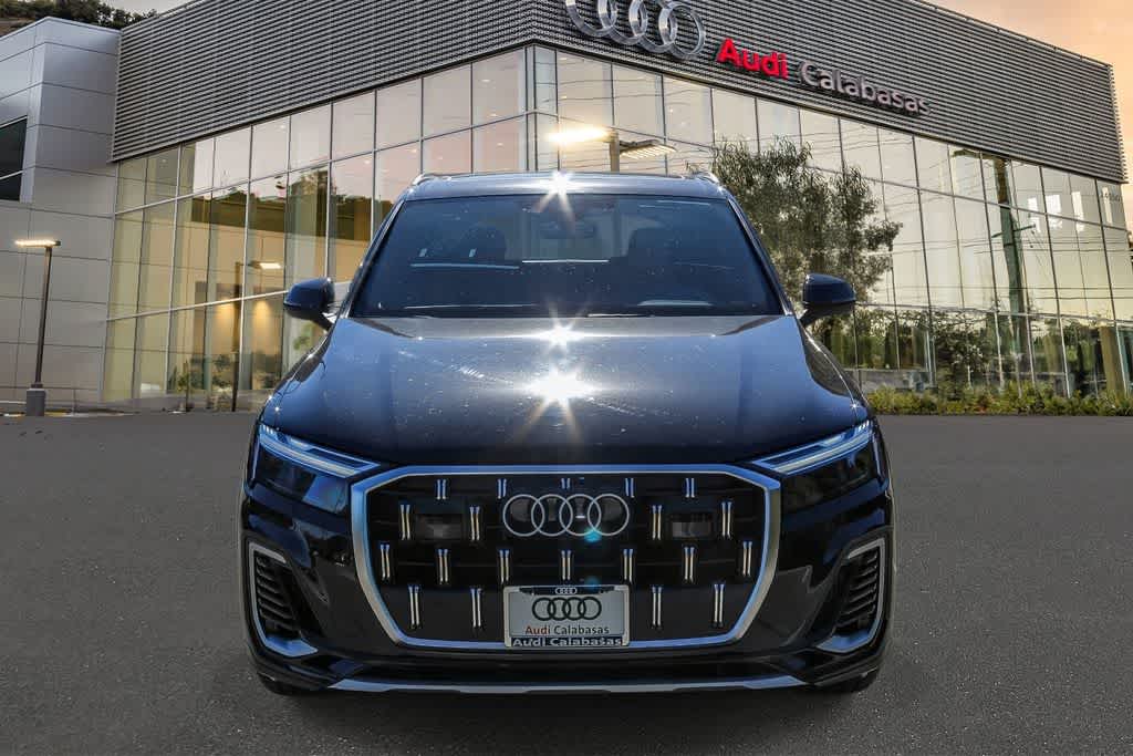 Thumbnail: 2025 Audi Q7 - 6
