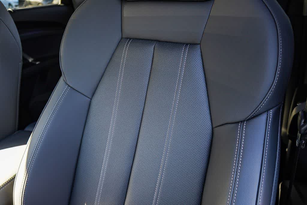 Thumbnail: 2025 Audi Q5 - 28