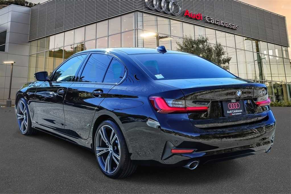 Thumbnail: 2022 BMW 3 Series - 2