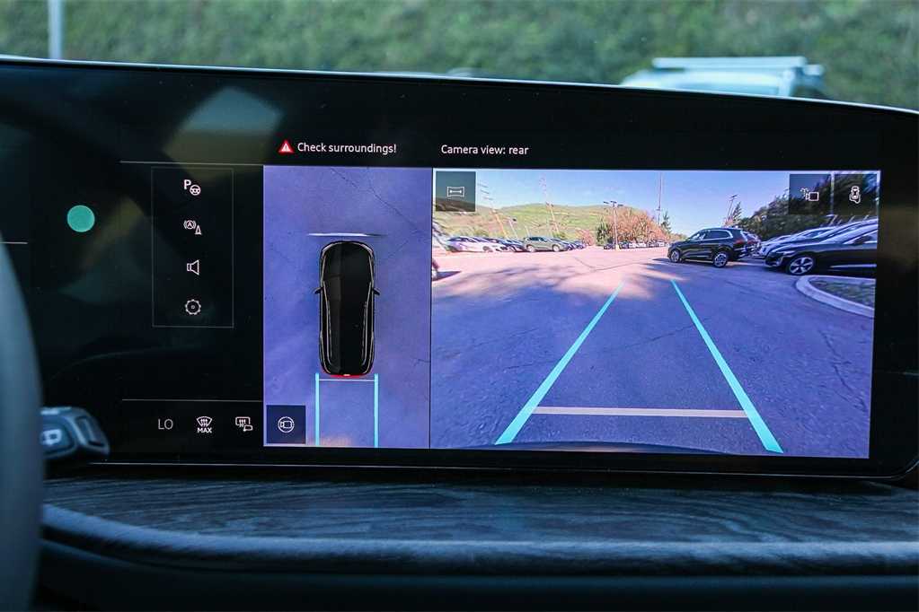 Thumbnail: 2025 Audi Q5 - 23