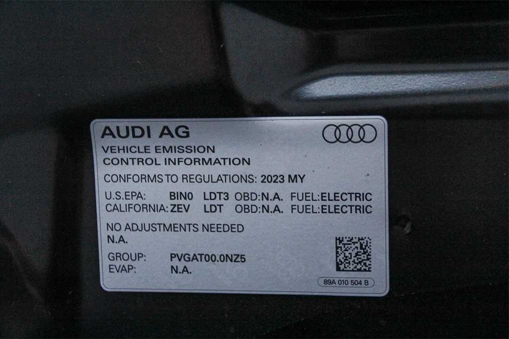 Thumbnail: 2023 Audi Q4 e-tron - 28