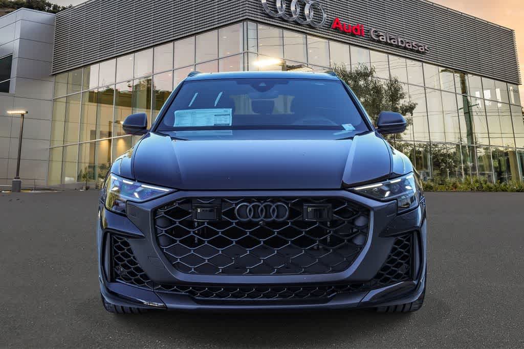 Thumbnail: 2026 Audi RS Q8 - 6