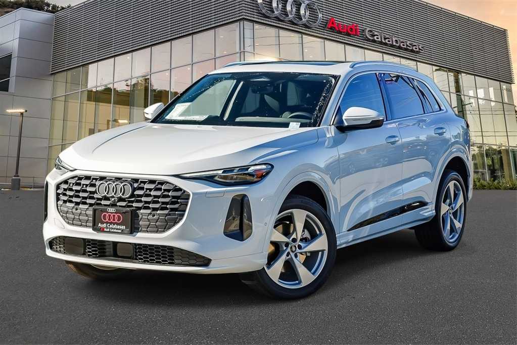 Thumbnail: 2025 Audi Q5 - 1