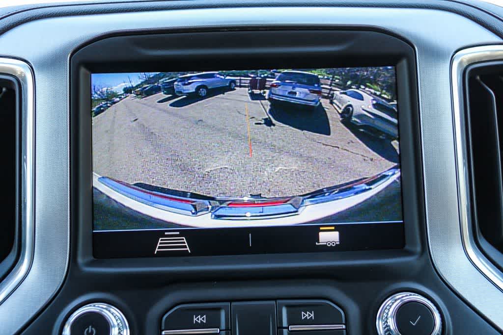 Thumbnail: 2022 GMC Sierra 2500 - 22