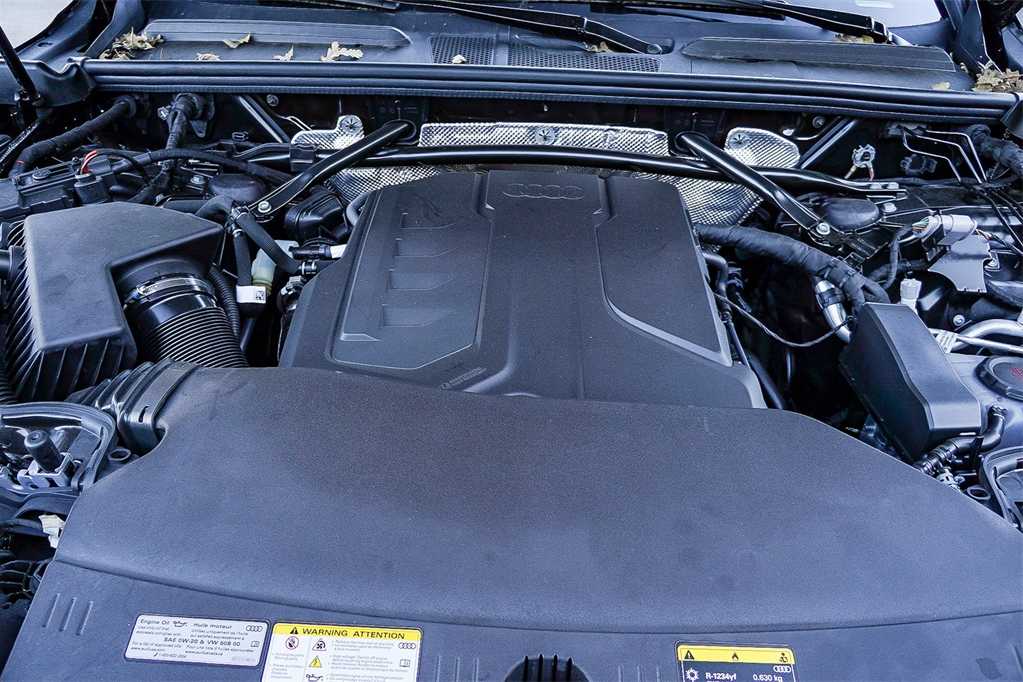 Thumbnail: 2025 Audi Q5 - 30