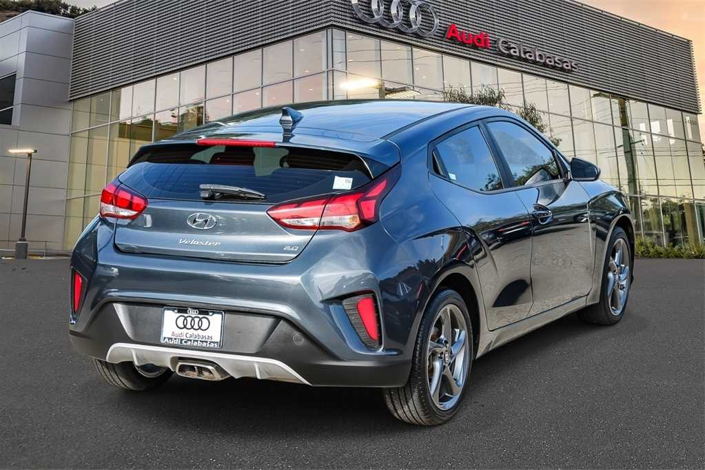 Thumbnail: 2019 Hyundai Veloster - 4