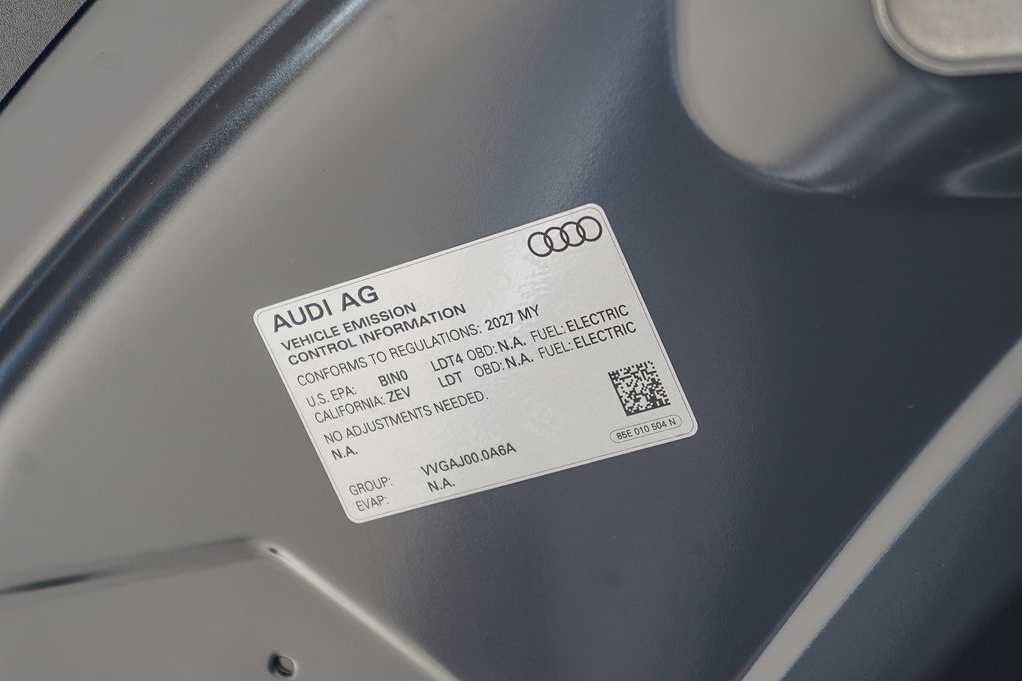 Thumbnail: 2027 Audi Q6 e-tron - 31
