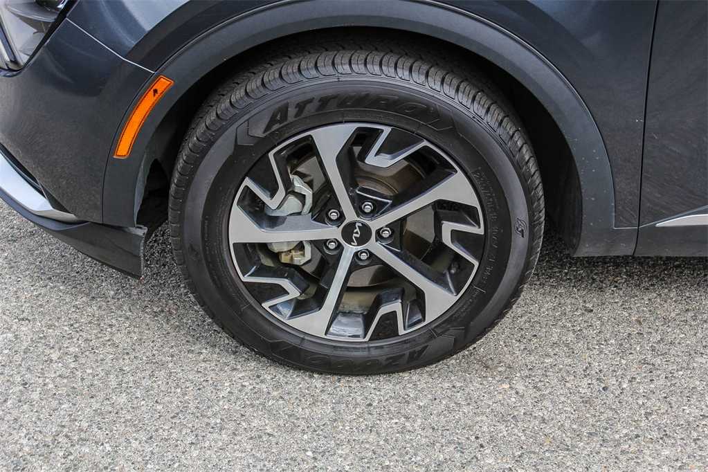 Thumbnail: 2023 Kia Sportage - 9