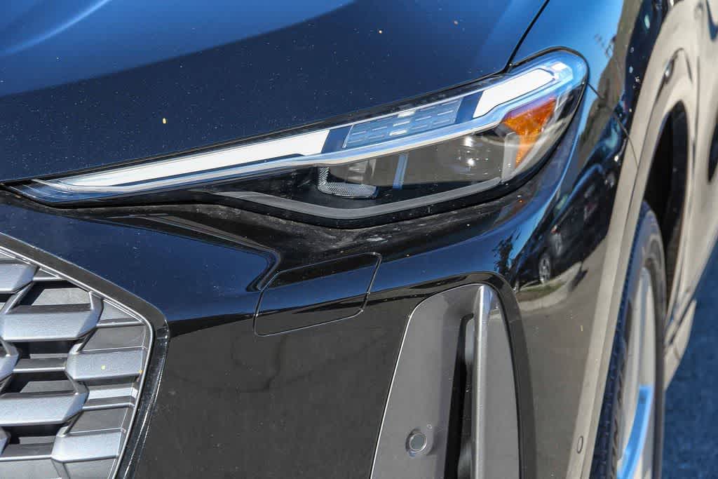 Thumbnail: 2025 Audi Q5 - 7