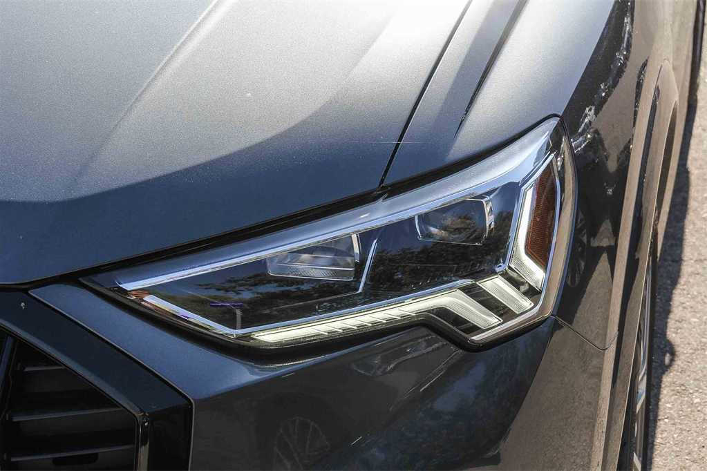 Thumbnail: 2025 Audi Q3 - 7