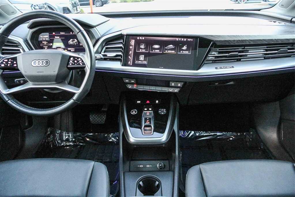 Thumbnail: 2024 Audi Q4 e-tron - 13