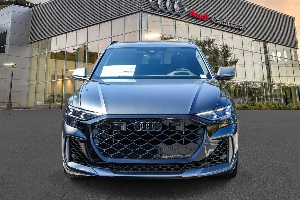 Thumbnail: 2025 Audi RS Q8 - 2