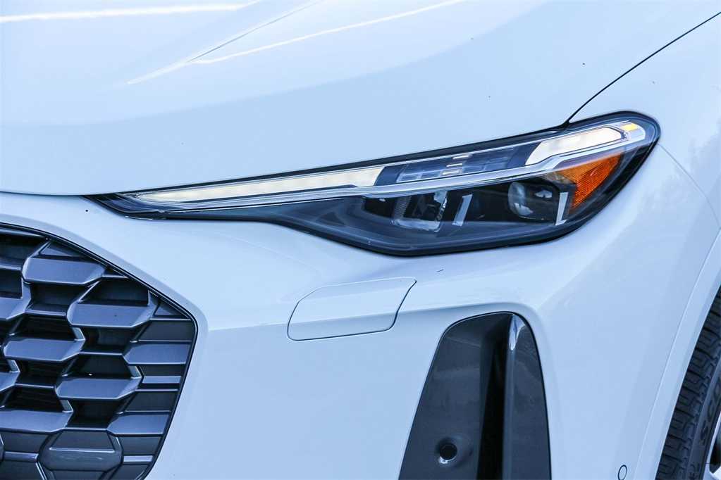 Thumbnail: 2025 Audi Q5 - 7