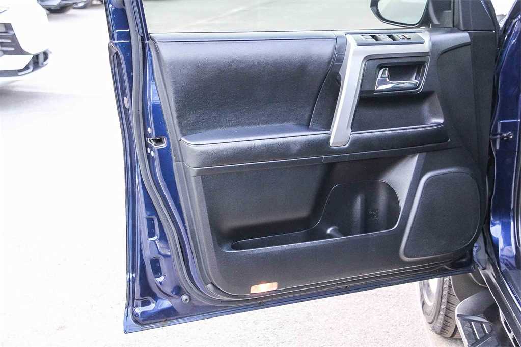 Thumbnail: 2021 Toyota 4Runner - 22