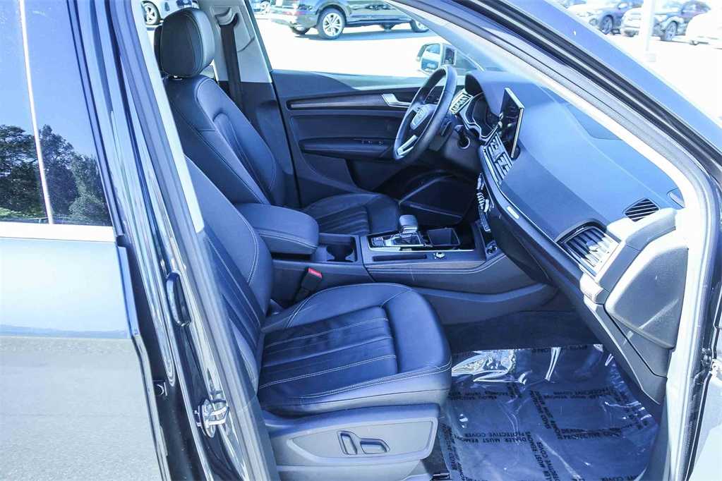 Thumbnail: 2023 Audi Q5 - 18