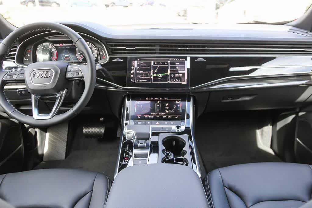 Thumbnail: 2026 Audi Q8 - 13