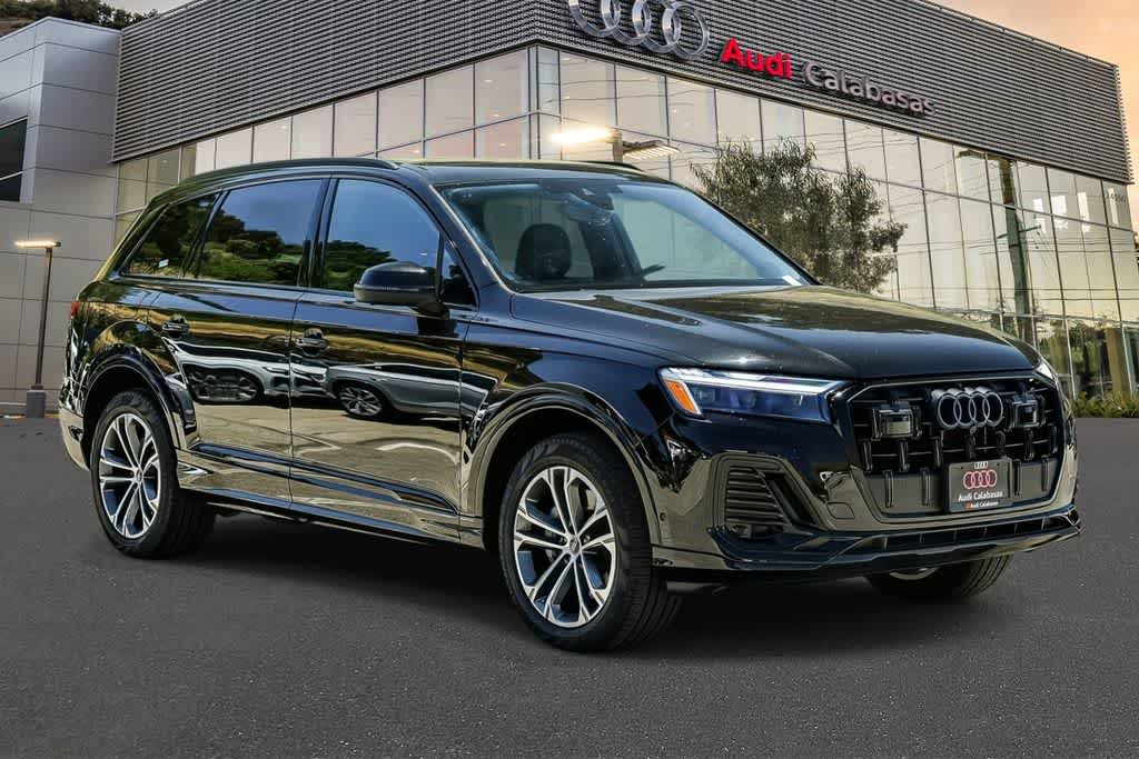 Thumbnail: 2026 Audi Q7 - 5