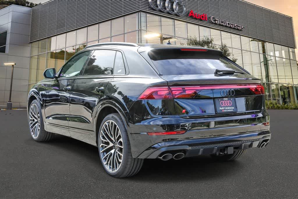 Thumbnail: 2026 Audi SQ8 - 2