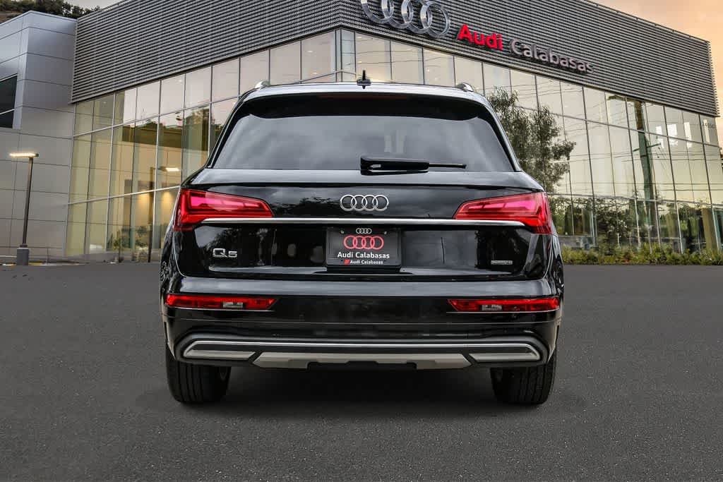 Thumbnail: 2023 Audi Q5 - 3