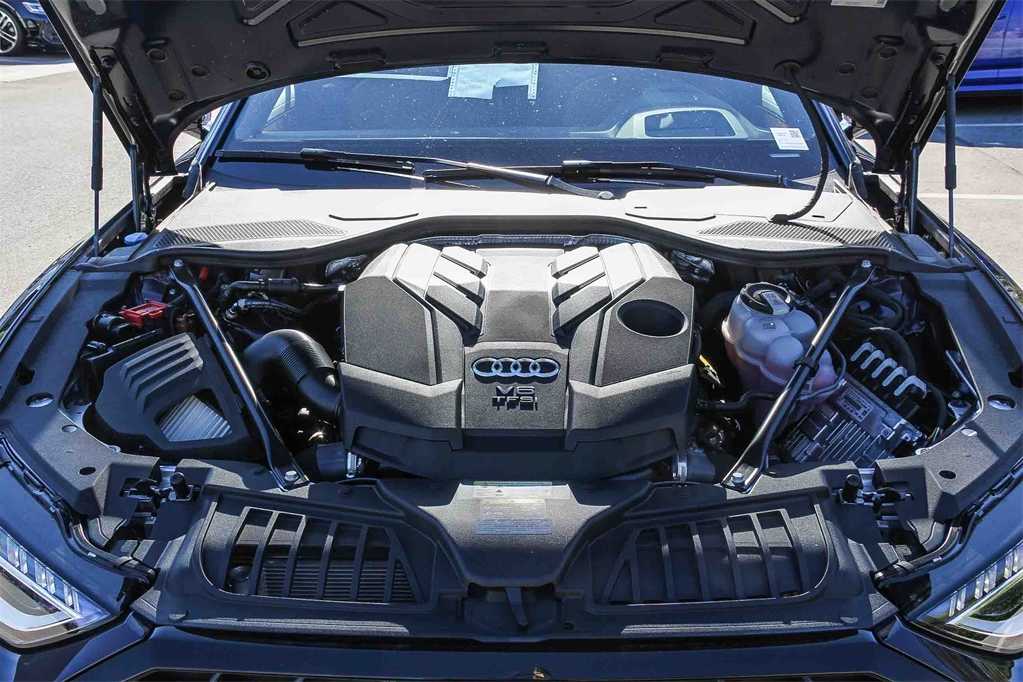 Thumbnail: 2025 Audi A8 - 27