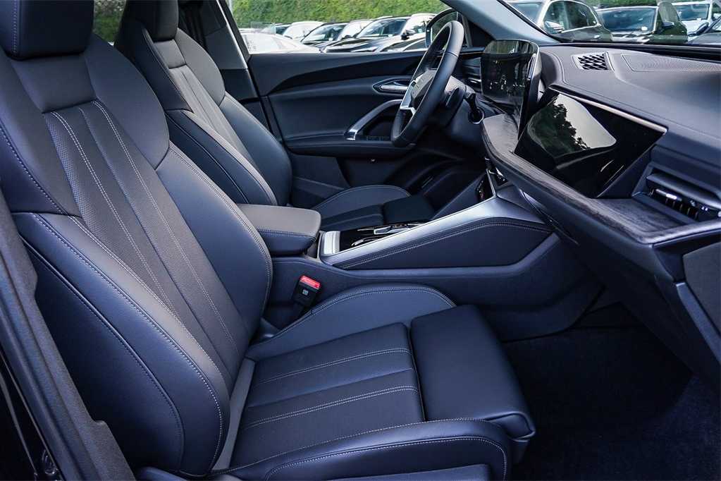 Thumbnail: 2025 Audi Q5 - 19