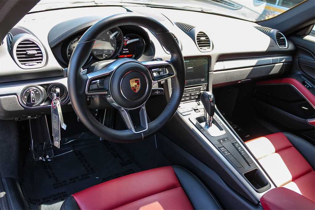 Thumbnail: 2022 Porsche 718 Cayman - 12