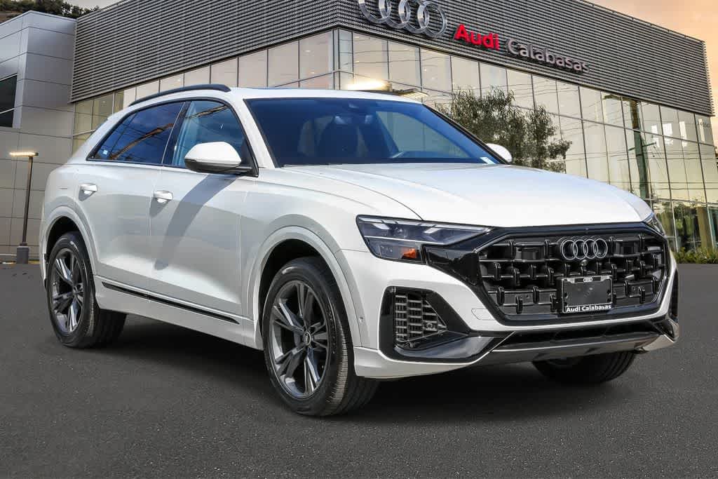 Thumbnail: 2026 Audi Q8 - 5