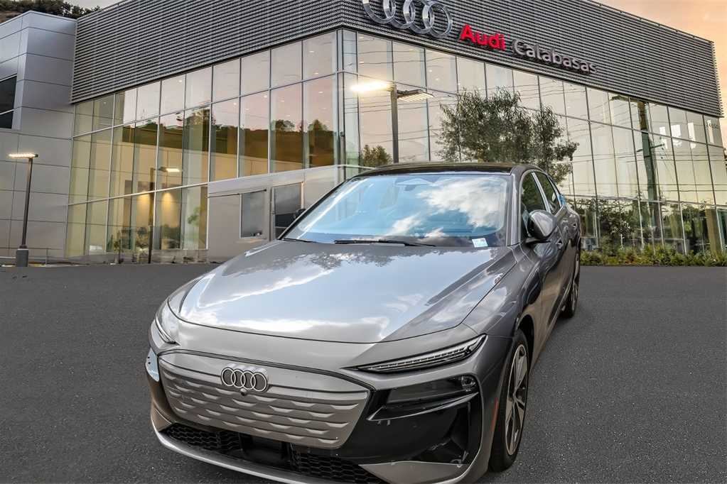 2025 Audi e-tron S Premium Plus -
                  Calabasas, CA