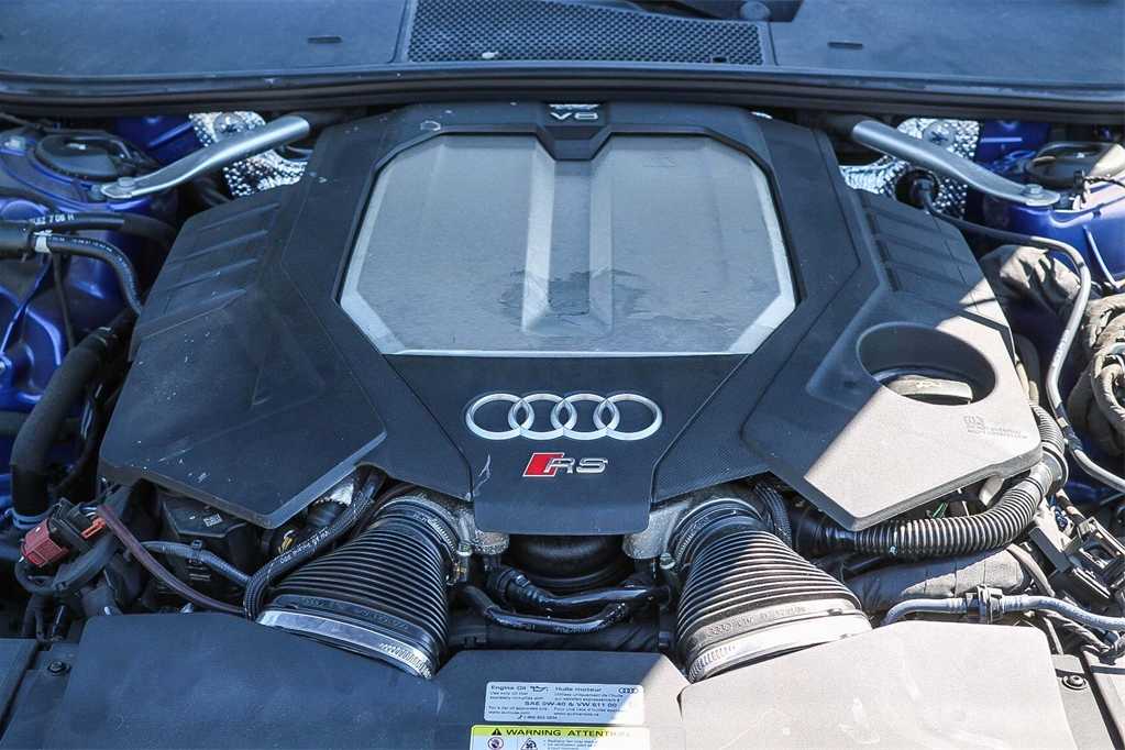Thumbnail: 2022 Audi RS 6 - 30