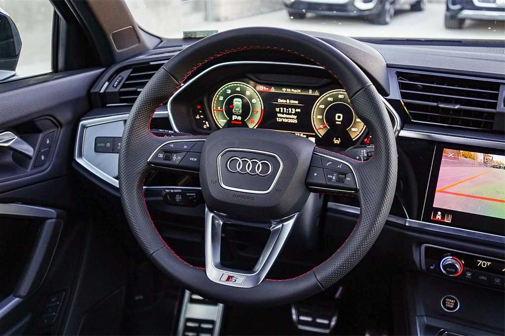 Thumbnail: 2025 Audi Q3 - 15