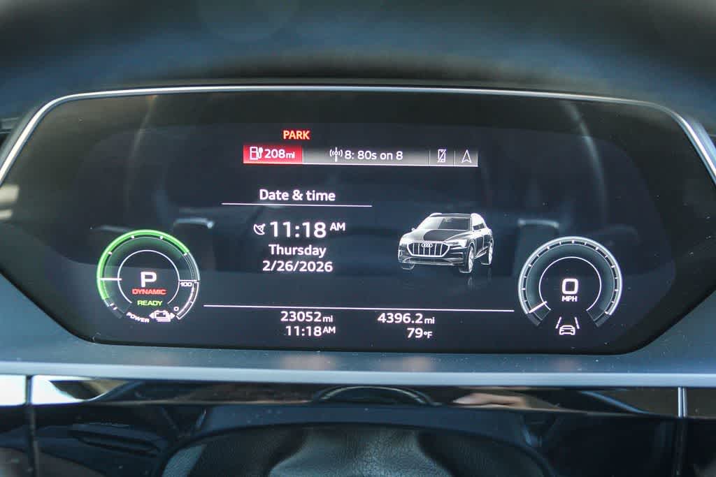 Thumbnail: 2023 Audi e-tron - 24