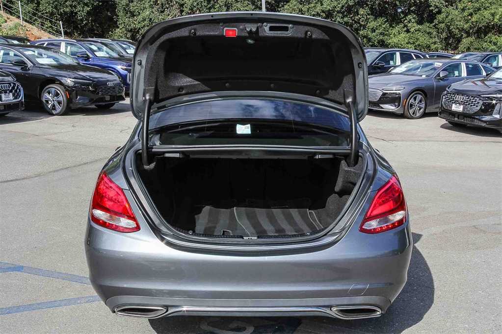 Thumbnail: 2017 Mercedes-Benz C-Class - 26
