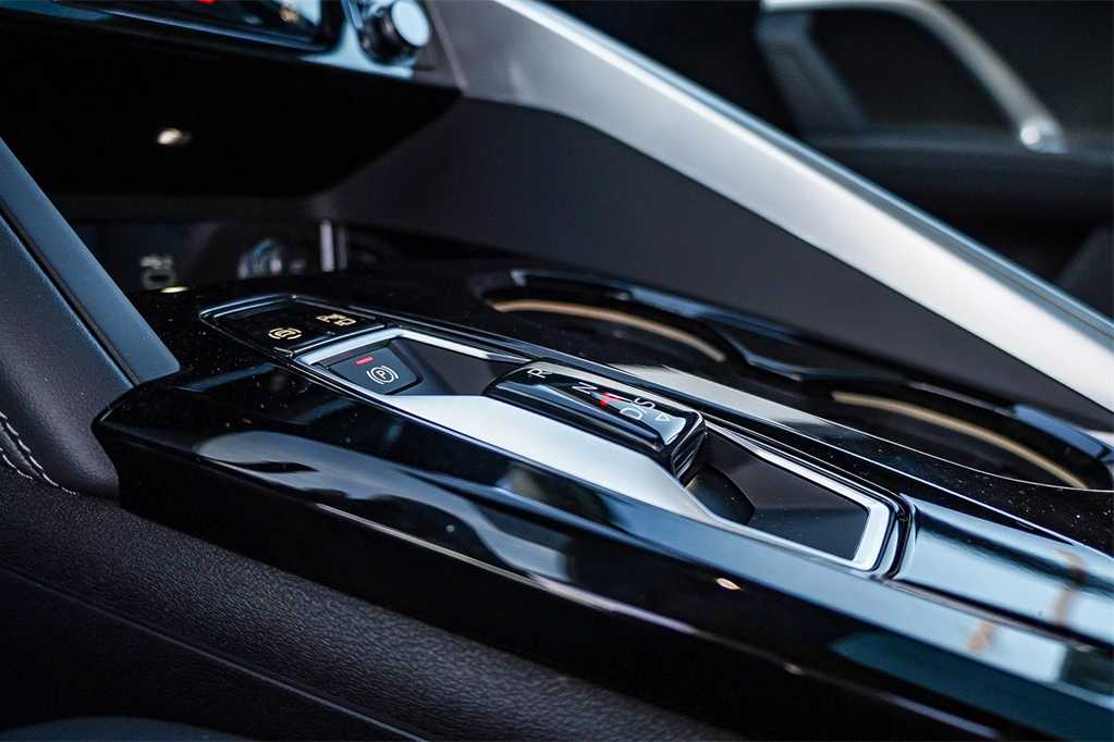 Thumbnail: 2025 Audi Q5 - 25