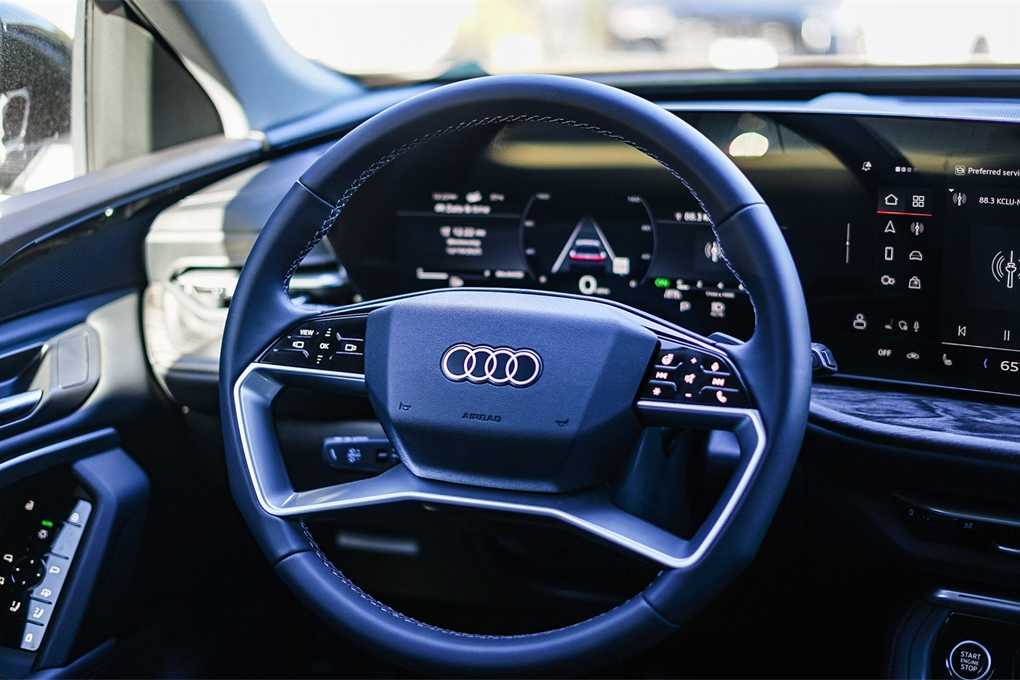 Thumbnail: 2025 Audi Q5 - 15